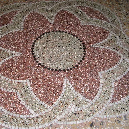 Baldassini بيت ضيافة