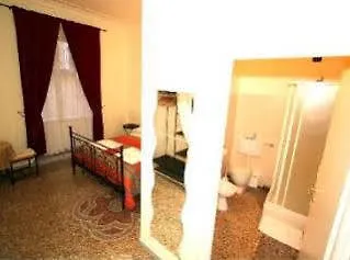 Baldassini بيت ضيافة